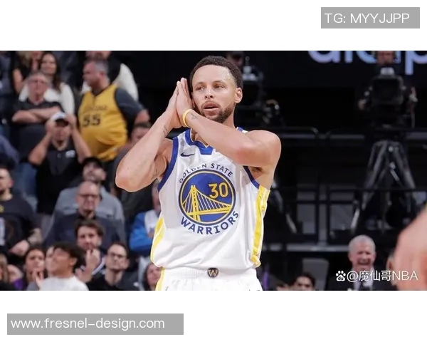 篮球巨星与足球传奇跨界对决 谁能在两项运动中称霸世界